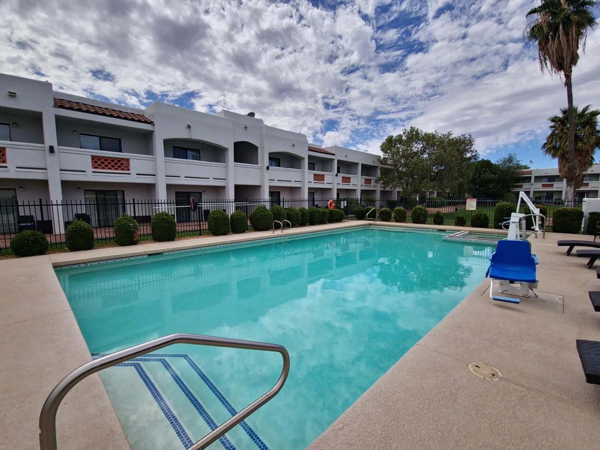 Los Viajeros Inn Wickenburg Exterior photo