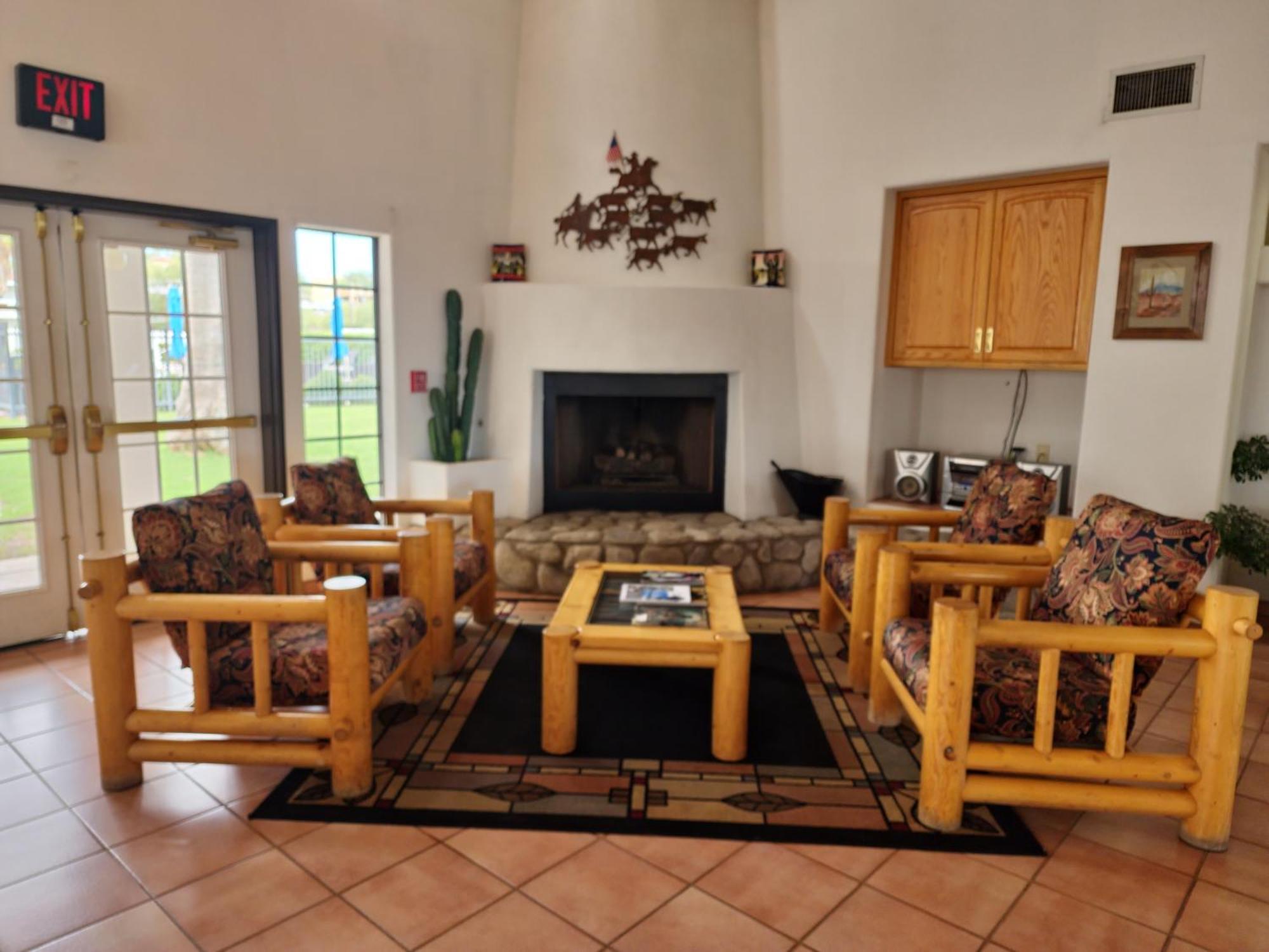 Los Viajeros Inn Wickenburg Exterior photo